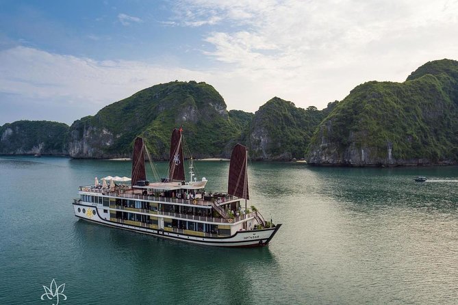 Halong Bay 2 Days-1 Night with Orchid Cruise - Sun deck downtime plus night squid fishing