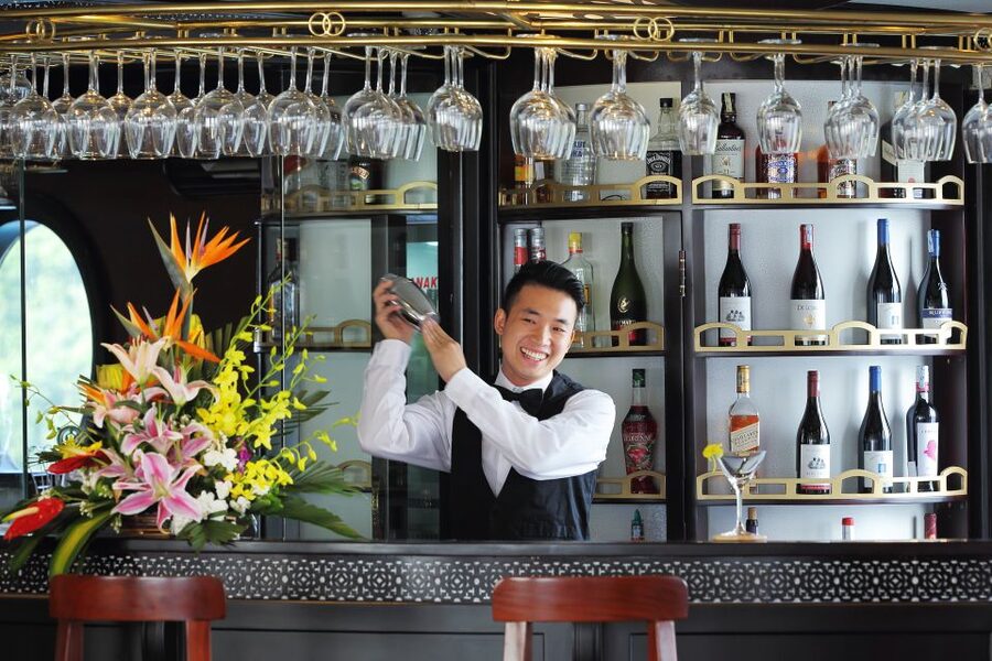 Halong Bay: 2D1N 5-Star Starlight Cruise - Night on the bay: squid fishing, karaoke, and getting your body ready