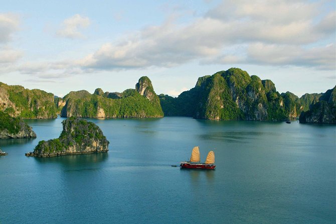 Halong Bay 2D1N BEST CRUISES All-Inclusive: Transfer, Meals, Kayak, Cave, Island - Getting From Hanoi: Pickup Point and Transfer Reality