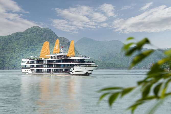 Halong Bay 2Days/1Night on 5 Star Cruise all included - Day 2 Cat Ba island: start before 6:10 for the good stuff