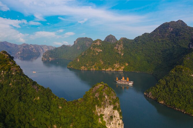Halong Bay 3 days 2 nights on PEONY CRUISES 5 Stars LUXURY - Food, Drinks, and Onboard Comfort: What’s Included and What to Budget
