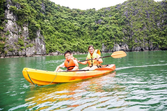 Halong Bay Cruise Tour from Hanoi with Kayak Adventure - Key things you’ll notice on this Halong Bay day cruise