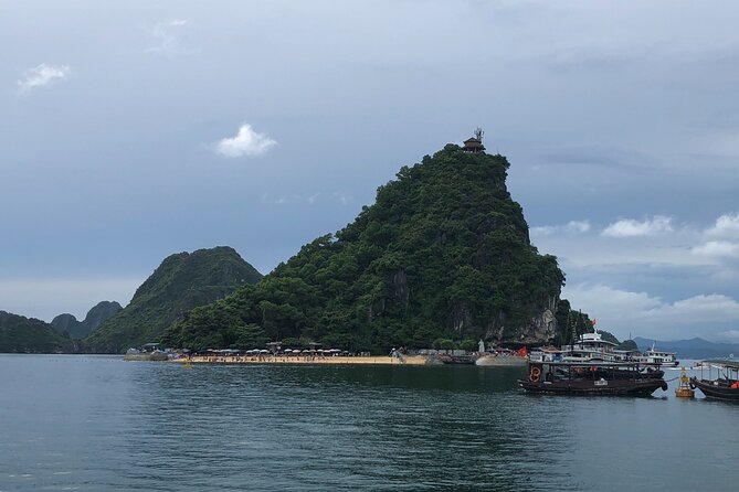 Halong Bay Cruise With Cave, Kayaking, Swimming - Buffet Lunch - What to expect from the schedule: packed, but not chaotic