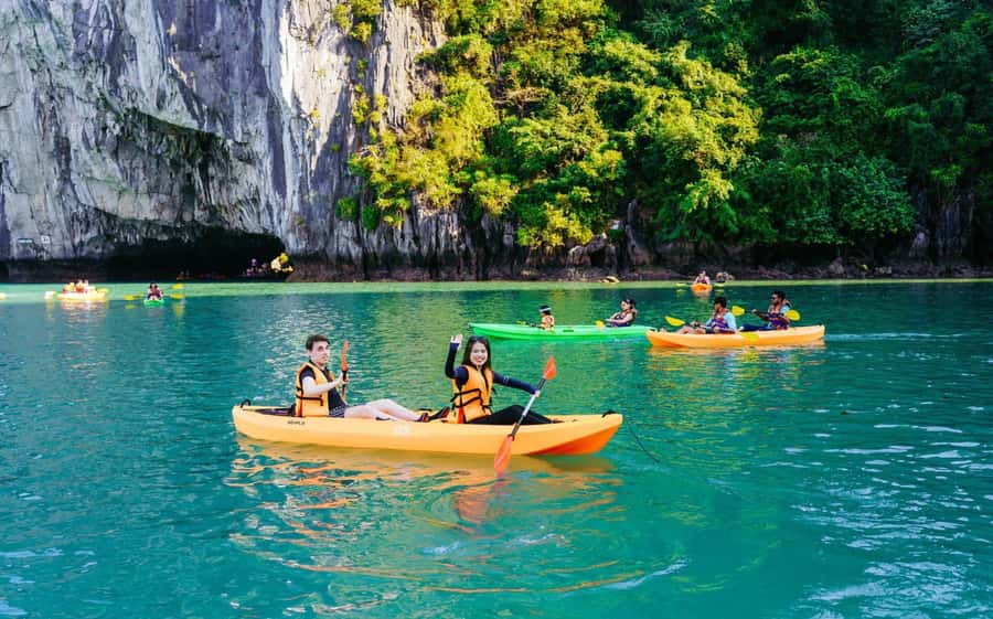 Halong Bay: Day Cruise with Caves, Kayaking & Sunset Party - What could change on your day (and how to handle it)