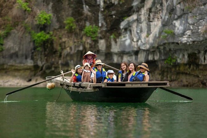 Halong Bay day tour 4 hours Cruise from Hanoi city - Lunch onboard: good value, and it fuels the next steps