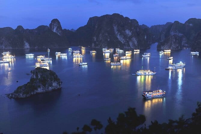 Halong Bay Day Trip Explore Caves, Kayak & Lunch by Saquila Yacht - Infinity pool time and the best use of your last hour