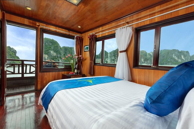 Halong bay Deluxe Cruise 2D/1N: Kayaking, swimming, Titop island & surprise cave - Getting From Hanoi to the Boat Without Losing the Morning