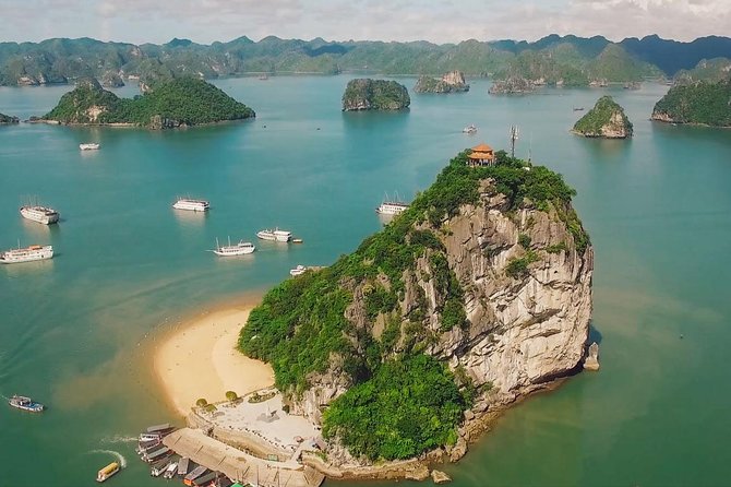 Halong Bay Full-Day - 5.5 Hours On-Boat With Cave And Kayaking - The Boat Day at a Glance: Lunch and Timing That Add Up