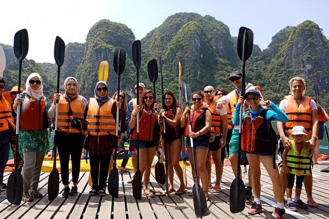 Halong Bay Islands and Caves: Full-Day Tour from Hanoi - Thien Cung Cave: the “wow” stop on a clock