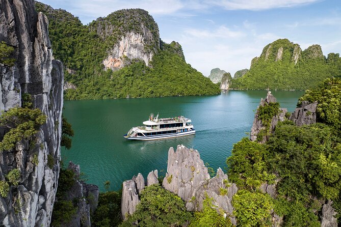 Halong bay Luxur Cruise Day trip: Buffet lunch & Limousine bus - The Entrance Fee Reality: What You Pay at the Harbor