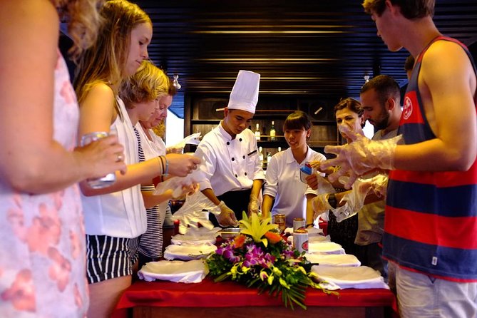 Halong bay luxury cruise 2D/1N: Titop island, Surprise cave, Kayaking, Swimming - Onboard life: cabins with private bathrooms, A/C, hot shower, and onboard extras