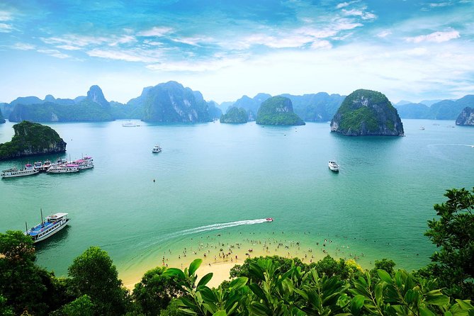 Halong Bay Luxury Cruise one day Tours - Tuan Chau Harbor to Bo Hon: the cruise portion you actually came for