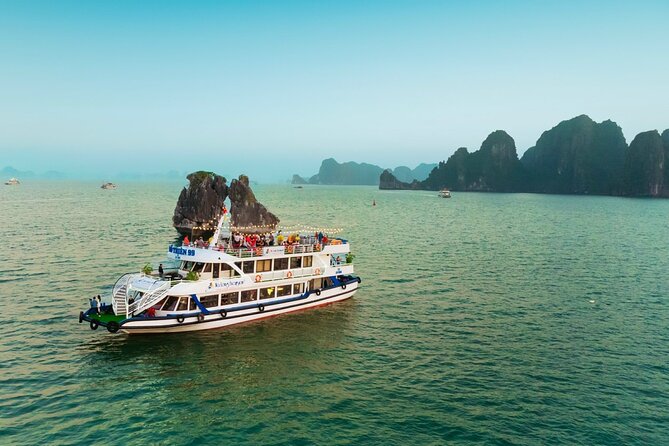 Halong bay Luxury Cruise Trip: Titop Island, Amazing Cave & Kayak - Sung Sot (Surprise Cave): Why This Grotto Gets First-Stop Treatment
