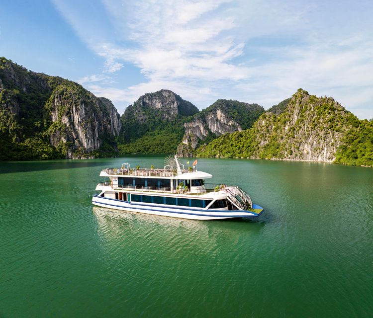 Halong Bay Luxury Cruise with Kayaking & Lunch Buffet - The Hercules Cruise and lunch buffet: good food, better scenery