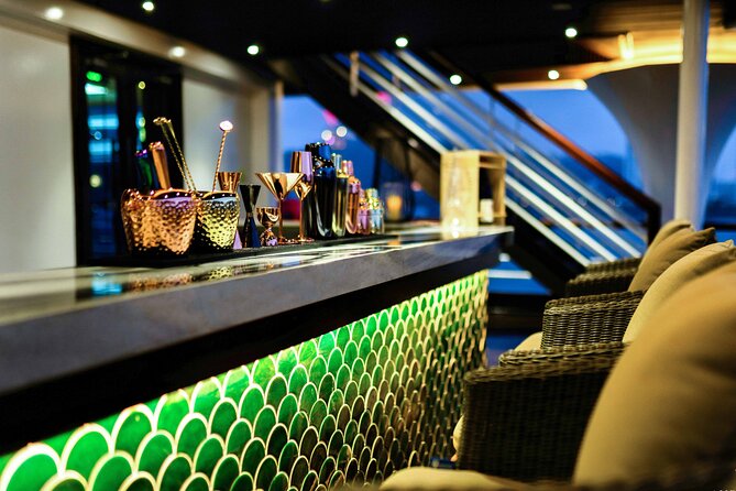 Halong Bay Luxury Dinner Cruise - Ambassador - How the 3-hour Ambassador cruise fits your Halong Bay night