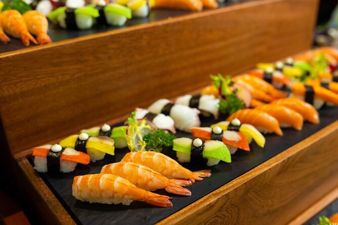 Halong Bay Luxury Dinner Cruise - Ambassador - Dinner from 18:00 to 19:30: Asian–European flavors on a luxury-feeling schedule