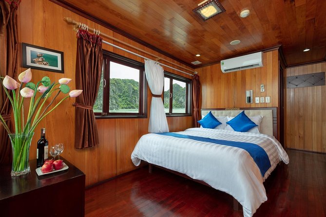 Halong deluxe cruise 2D/1N: Surprise cave, Titop island, Full Meals, best prices - Crowds, tides, and trash: the real-world side of Ha Long Bay