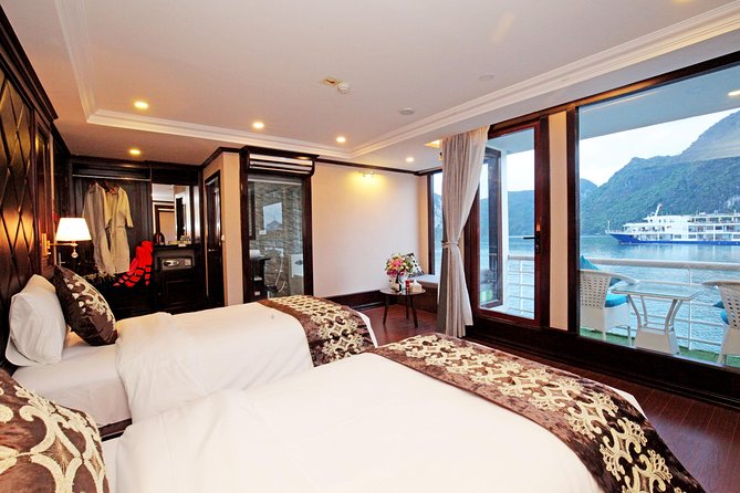 Halong - LanHa Bay with 3.5star La Pinta Cruise 3days/2nights - Van Boi Free Kayaking and Swimming on Day 2