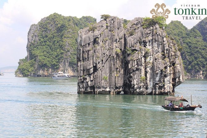 Halong Luxury Cruise 2D/1N: Kayaking, Swimming, Titop island, meals, best prices - Day 1 on the Water: Kayak, Swim, and Titop Island