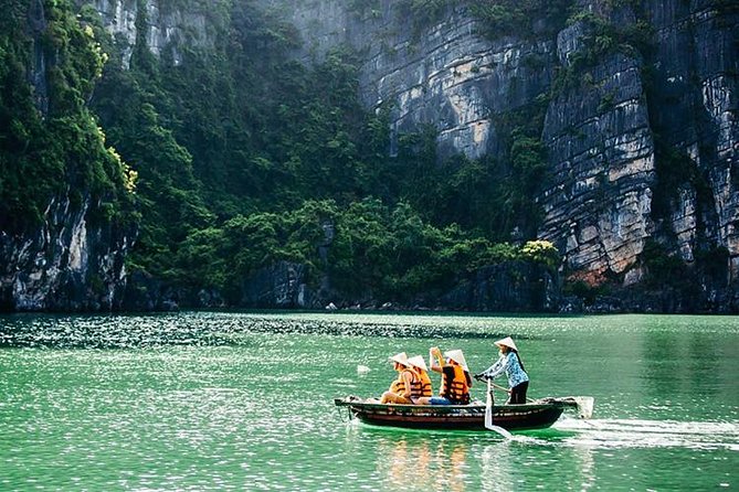 Halong Luxury Cruise Full Day Tour from Hanoi: All Inclusive - Hang Luon Lagoon and kayaking: choose your pace
