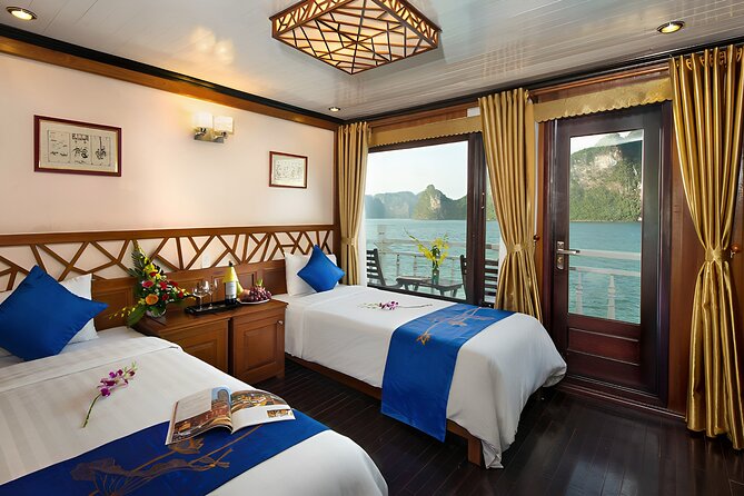 Halong Royal Palace Cruise 2 days - Getting from Hanoi to the bay: simple, with clear meeting points