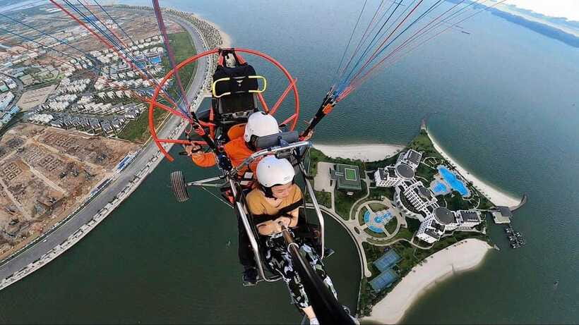 Halong Sky Tour: Powered Paragliding - Getting to Halong Airfield and back to Hạ Long without drama