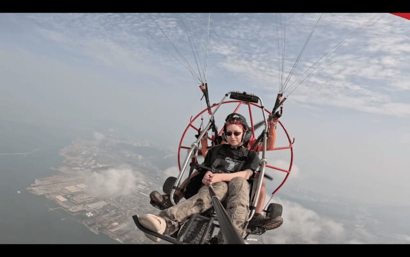 Halong Sky Tour: Powered Paragliding - The 2-hour flow: from pickup to safety briefing to landing back at the airfield