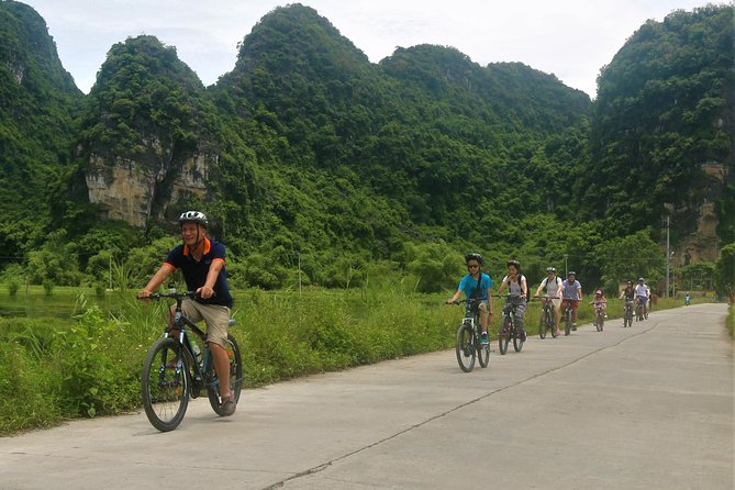 Hang Mua - Hoa Lu - Tam Coc Small Group Tour 8 People a Group - Hanoi Pickup and the Ride That Sets Your Mood for the Day