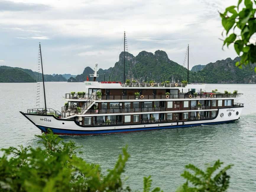 Hanoi: 2-Day Ha Long & Lan Ha Bay 5-Star Boat with Balcony - Day 1: From Tuan Chau Port to Lan Ha Bay anchoring and water time