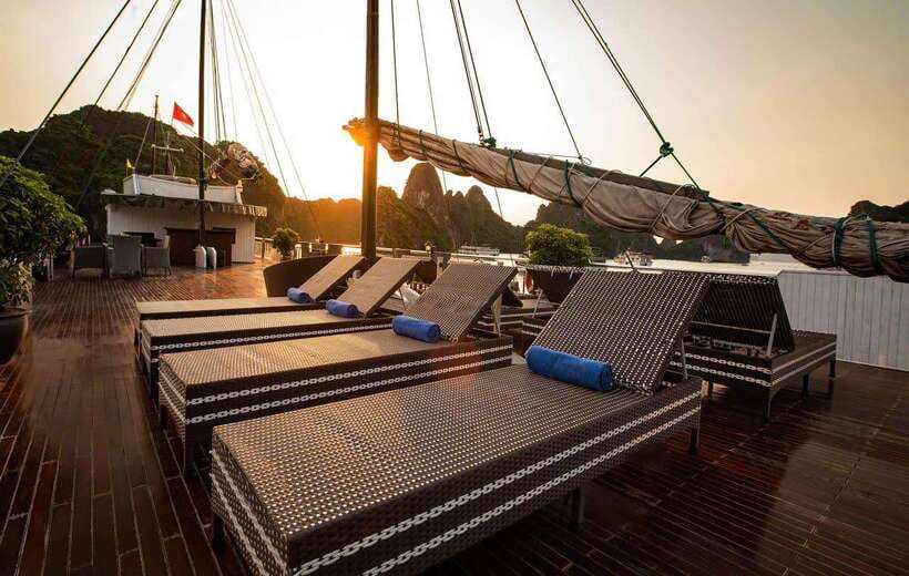 Hanoi: 2-Day Halong Bay Boutique Cruise with Kayaking - What’s included (and why it affects your total value)