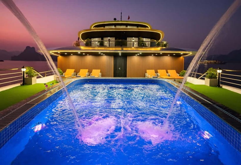 Hanoi: 2-Day Halong, LanHa 5-Star Cruise w/ Balcony &Bathtub - Dinner on board, then squid fishing when the air cools