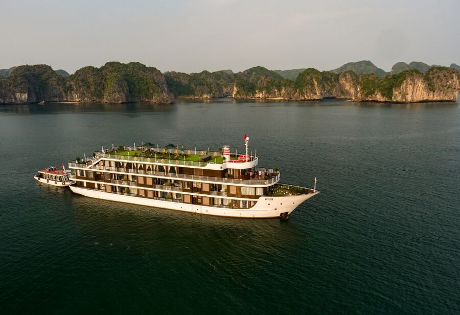 Hanoi: 2-Day Lan Ha, Ha Long Bay 5-star Cruise, Meals, Cabin - Day 1 from Hanoi (or Ninh Binh) to Tuan Chau: long ride, then the fun starts fast