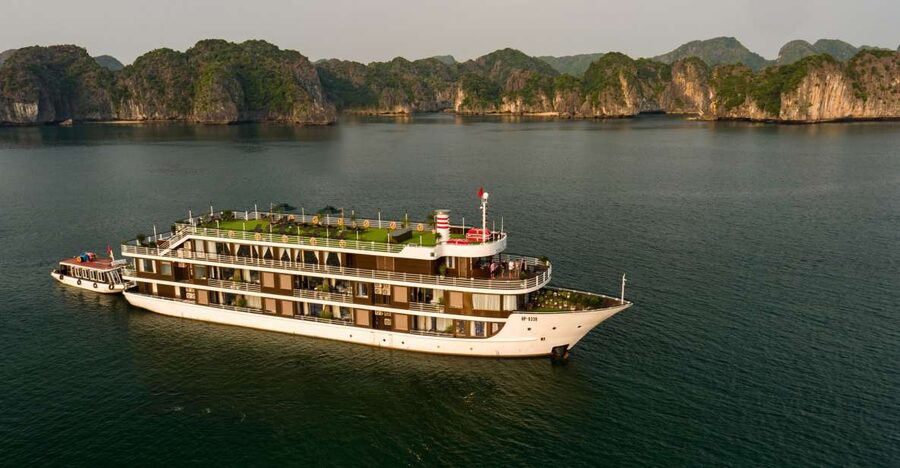 Hanoi: 2-Day Lan Ha, Ha Long Bay 5-star Cruise, Meals, Cabin - The 5-star cruise feel: cabin views, hot tub time, and a ship that isn’t huge