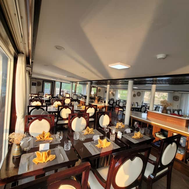 Hanoi: 3-Day 2-Night Ha Long Bay and Lan Ha Bay Cruise - Day 3: Luon Cave by bamboo boat or kayak, then back to the marina