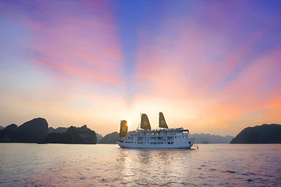 Hanoi: 3D2N Ha Long Bay, Lan Ha Bay by Hera Boutique Cruise - Entering Ha Long Bay from Tuan Chau: day 1’s best first impression