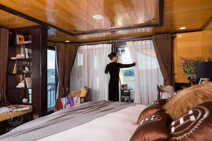 Hanoi: 3D2N Ha Long, Lan Ha Bay by Hera Grand Luxury Cruise - Day 1: Surprising Cave and Ti Top Island, then cooking class and happy hour