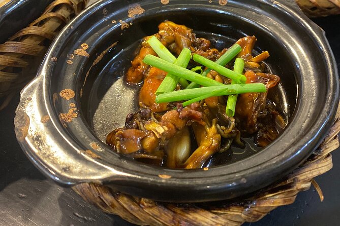 Hanoi: 7 Tasting Street Food Walking Tour and Train Street - Train Street Hanoi: the reason this stop feels different