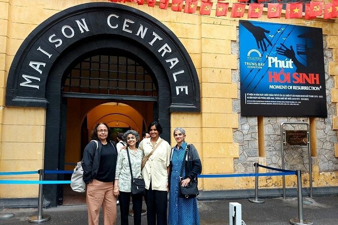 Hanoi All-In-One Tour: Highlights & Train Street & Culture & Fun - Lenin Park and the Ho Chi Minh Mausoleum: One City, Two Revolutionary Lenses