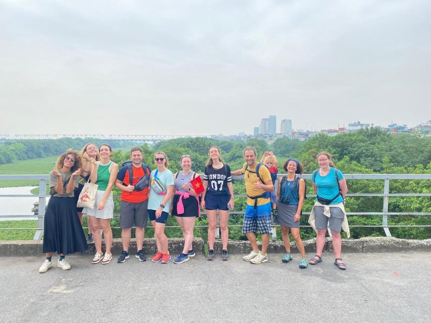 Hanoi: All-in-One Walking Tour Through a Train Street - Phố Thanh Hà and the “street layers” photo stop
