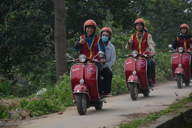 Hanoi Back Street Vespa Tours: Full Day Vespa Tours - Stop 2: Long Biên Bridge and an 800-Year-Old Village Feel