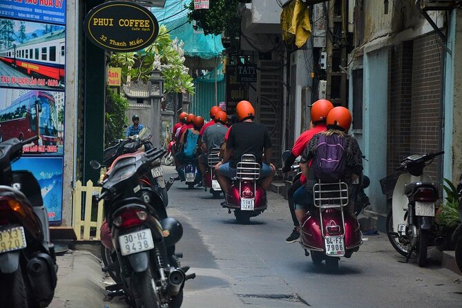 Hanoi Back Streets Vespa Tours: Hanoi Vintage Vespa Tours City - Long Bien Bridge and Duờng Tau: fast orientation, then into the lanes