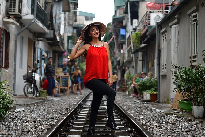 Hanoi: Bat Trang Pottery class & Train Street Private Tour - Who This Tour Fits Best (and Who Might Want Something Else)