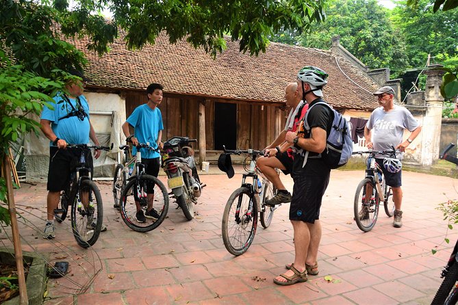 Hanoi Bicycle Tours: Half Day Bicycle Tours Hanoi Countryside - Lại Đà and Bonsai: Family-Run Craft Meets Tea-Time Stories