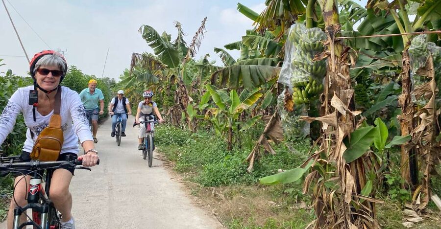 Hanoi: Bike Tour Through Hidden Gems and Banana Island - Key highlights worth planning for