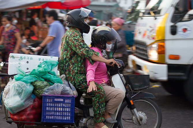 Hanoi by dawn Photo Tour - Lens and gear advice (and why 50mm is suggested)