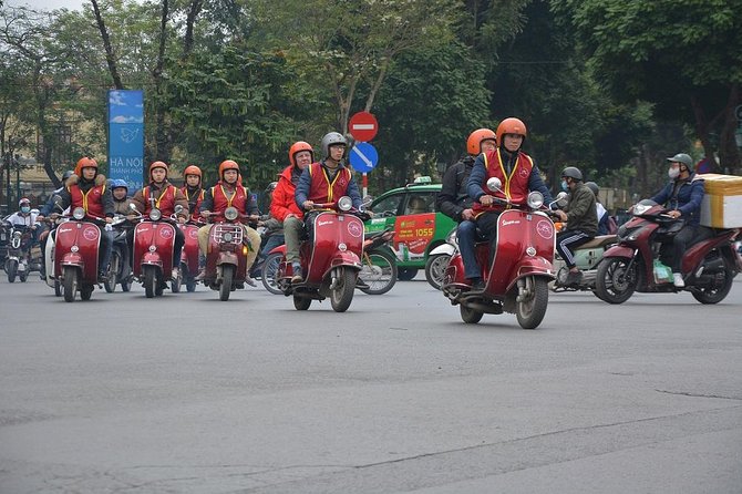 Hanoi By Vespa Tours: HISTORY + CULTURE + SIGHT + FUN 2,5 Hours - Why Hanoi is made for a vintage Vespa ride