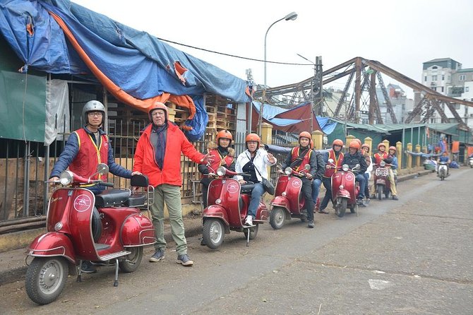 Hanoi By Vespa Tours: HISTORY + CULTURE + SIGHT + FUN 2,5 Hours - Group size, guide style, and what you can expect while riding