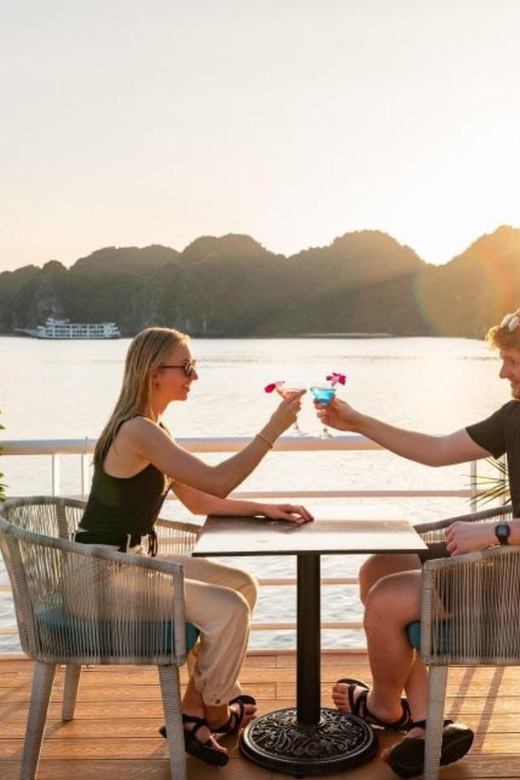 Hanoi: Cat Ba Island & Lan Ha Bay Day Trip Cruise with Lunch - Two pickup schedules: Hanoi Old Quarter vs Cat Ba Town