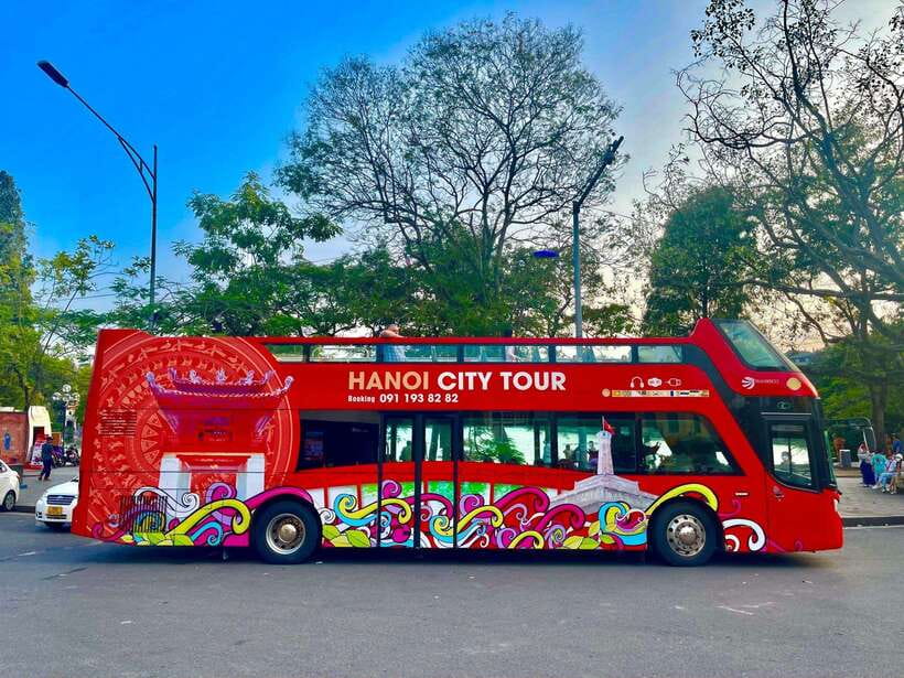 Hanoi: Centuries of Highlights in 1 Hour by Open-Top Bus - Riding High: How the Panoramic Route Changes the Way You See Hanoi