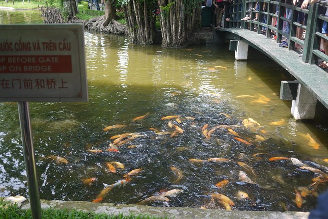 Hanoi city full-Day tour with Vietnamese Lunch - Temple of Literature & National University: Learning Treated Like Worship